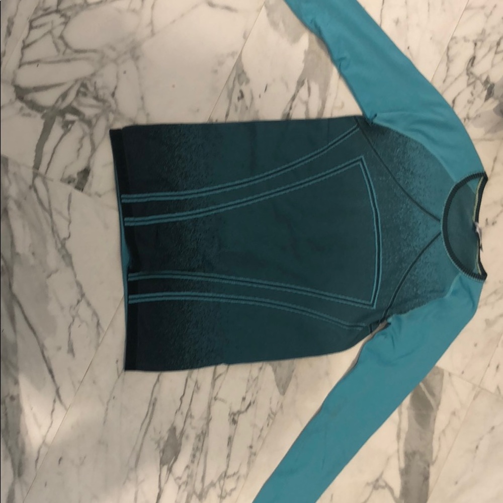 Ivivva  Lululemon athletic long sleeve